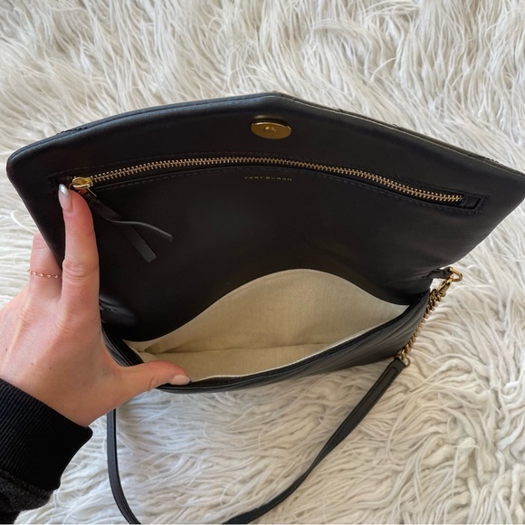 Tory Burch Black Lambskin Leather Convertible Kira Chevron Clutch Logo Bag EUC - Picture 10 of 12